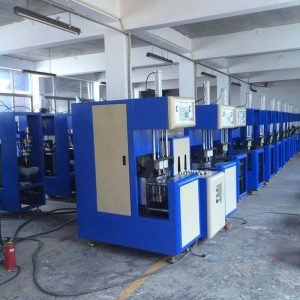 semi-automatic blowing machine in production
